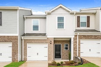 Building Photo - 810 Holiday Pk Ln
