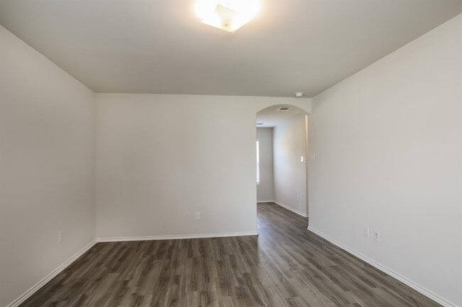 Building Photo - 4910 Giant Sequoia Way