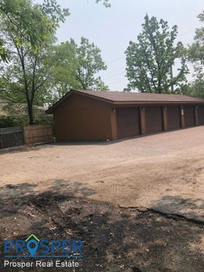 Foto del edificio - 135 N Willson Dr