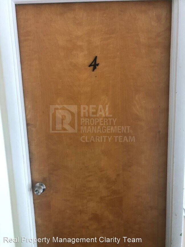 Building Photo - 5428 Glenridge Dr