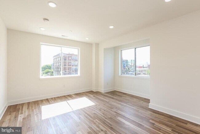 Building Photo - 1431 Brown St