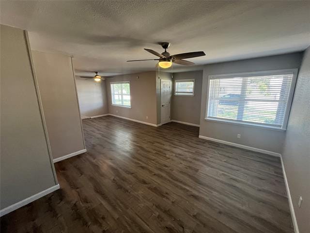 Foto del edificio - 323 N Cottonwood Dr
