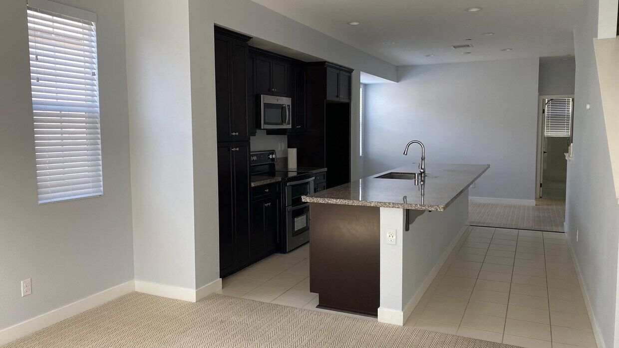 Foto principal - 1416 N Harbor Blvd