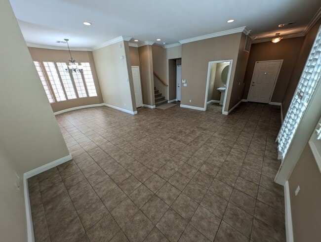 Building Photo - 9149 Tudor Park Pl