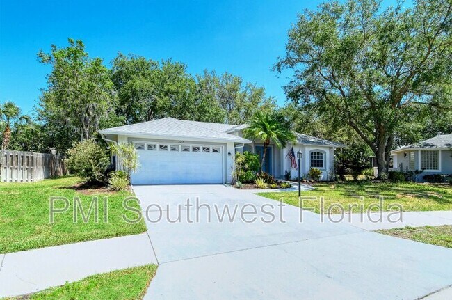 Foto del edificio - 607 Oak River Ct