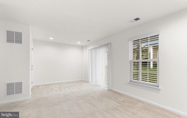 Foto del edificio - 8105 Kyne Millers Way