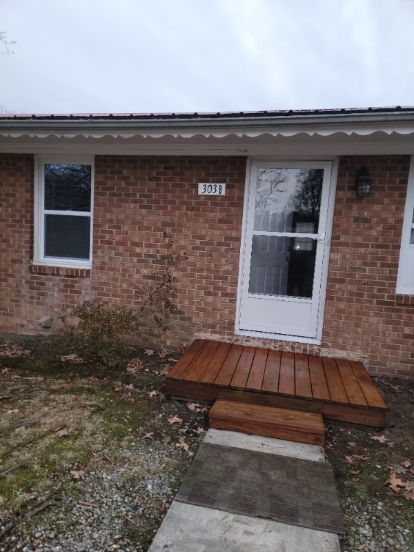 Building Photo - 303A Culbreth Ave