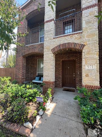 Building Photo - 971 Shelby Ln