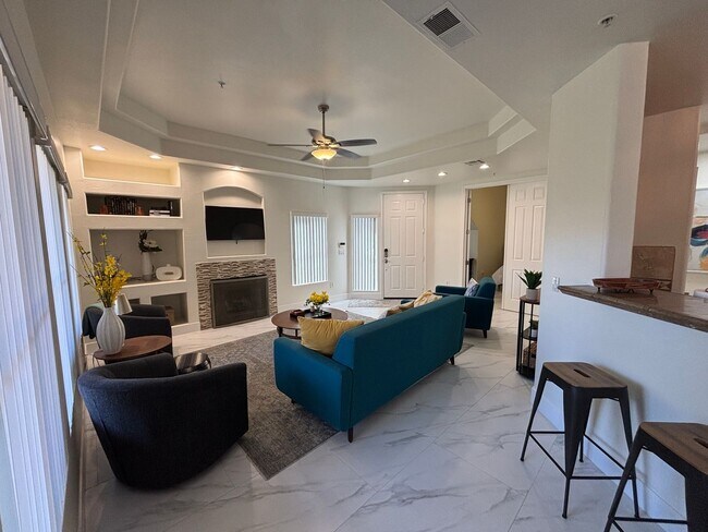 Building Photo - Furnished Scottsdale Condo w/2 car garage