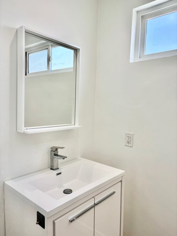 Foto del edificio - 1284 Havenhurst Dr