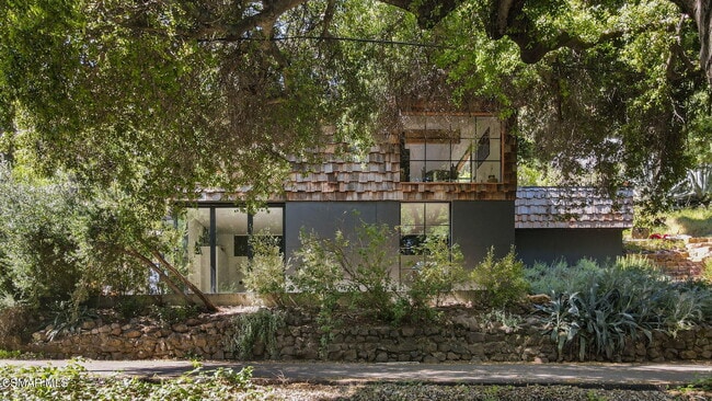 Building Photo - 28966 S Lake Shore Dr