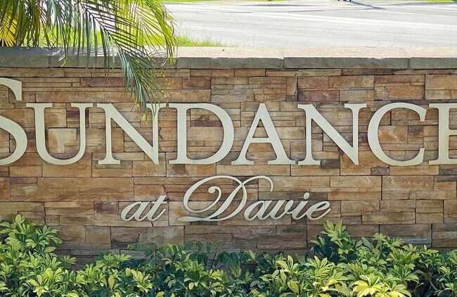 Foto del edificio - 2946 S University Dr