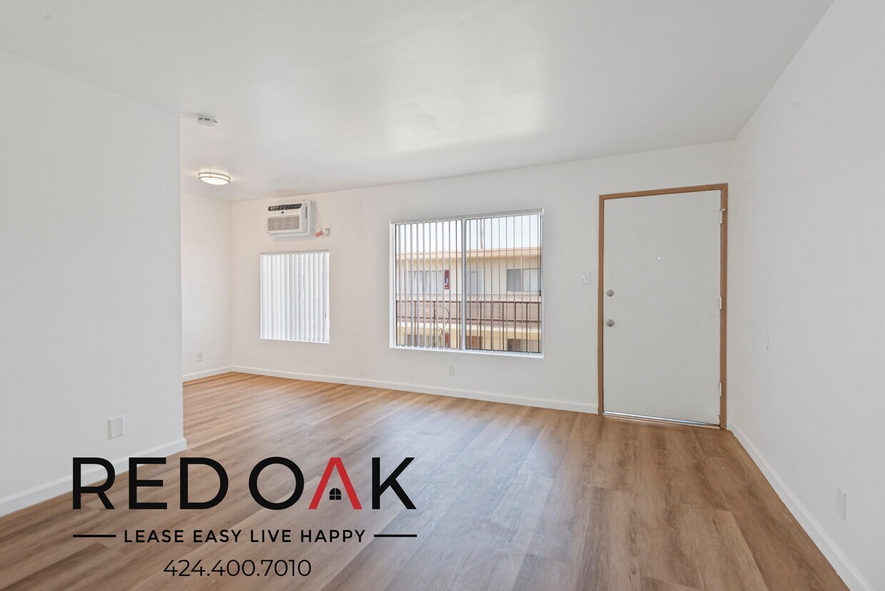 Foto principal - 14121 Shoemaker Ave