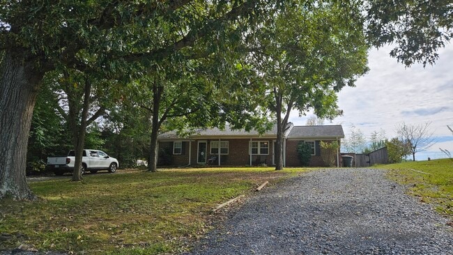 Building Photo - 540 Old Liberty Rd