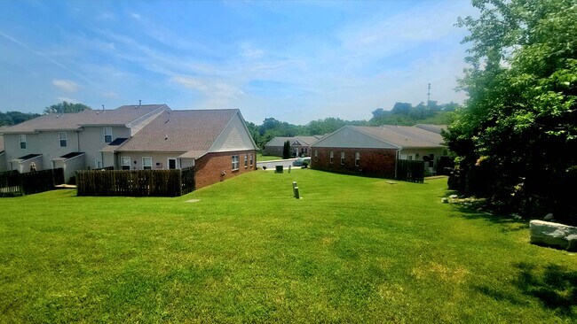 Building Photo - 1101 Downs Blvd