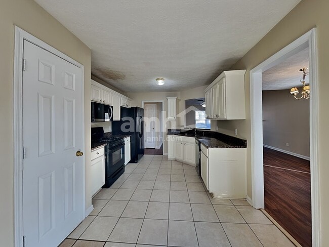 Foto del edificio - 805 Chatham Park Dr