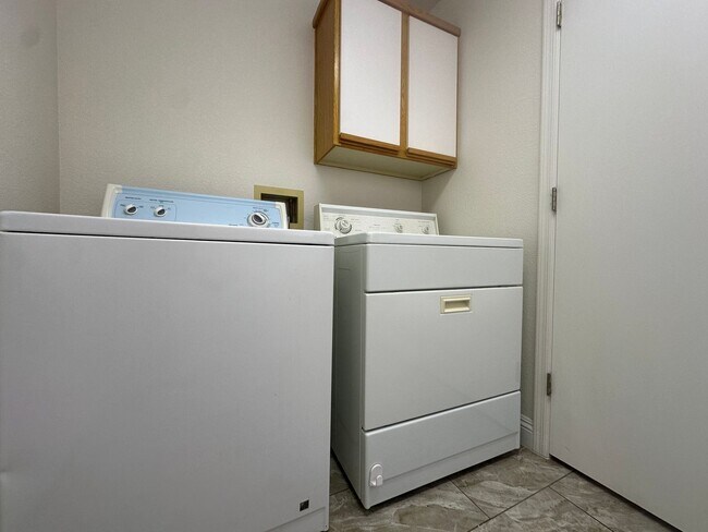 Foto del edificio - Charming 2-Bedroom Home in Sun City Summerlin