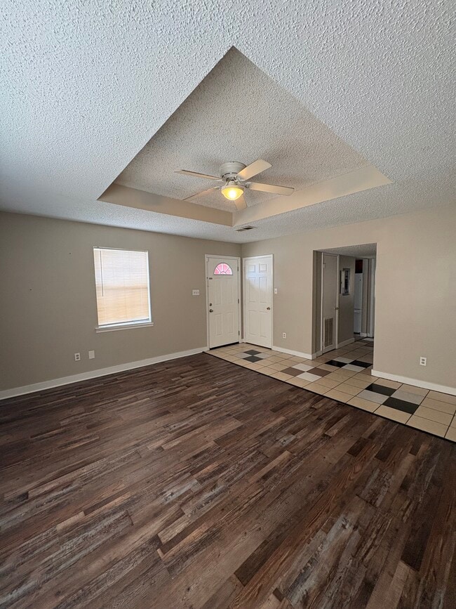Building Photo - 2817 Wimberly Dr SW