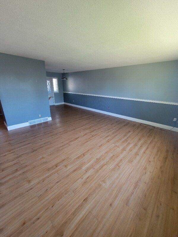 Foto del edificio - 1127 Ave C NW