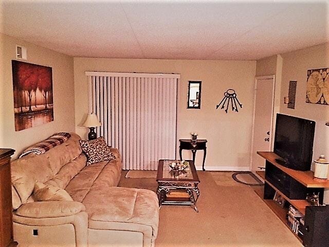 Foto del edificio - 5200 Hilltop Dr