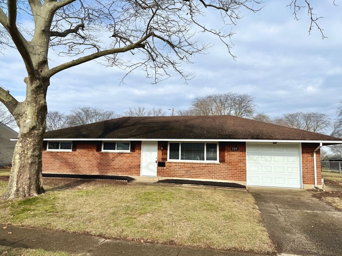 Photo - 309 Lesher