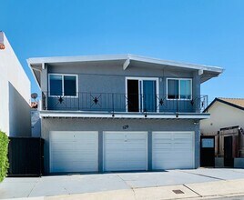 Building Photo - 129 Avenida Serra