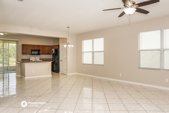 Foto del edificio - 4313 Collinwood Dr
