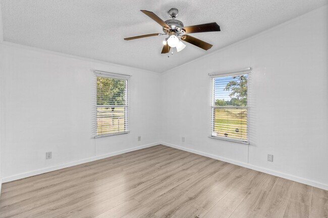 Building Photo - 4450 Zabell Dr