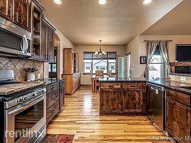 Building Photo - 3 br, 2 bath House - 6505 Laramie St