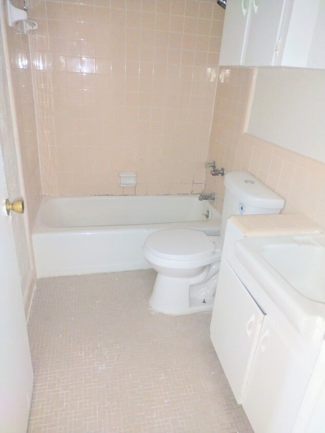 Foto del edificio - 315 Post Office St