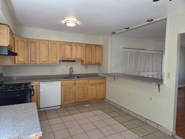 Foto del edificio - 8044 Mars Pl