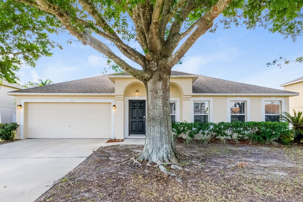 Foto principal - 4910 Newton Ct