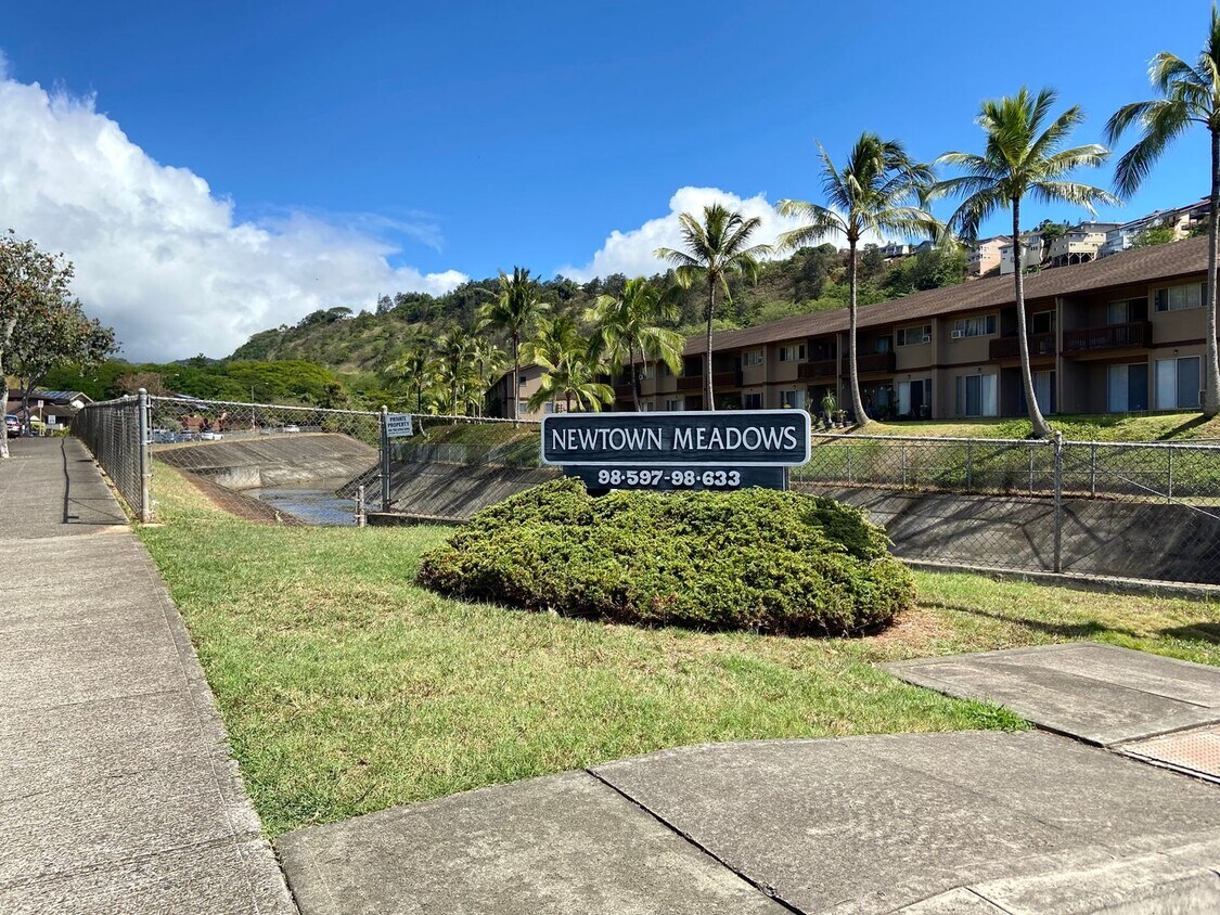 98625 Kilinoe St, Aiea, HI 96701 Townhome Rentals in Aiea HI