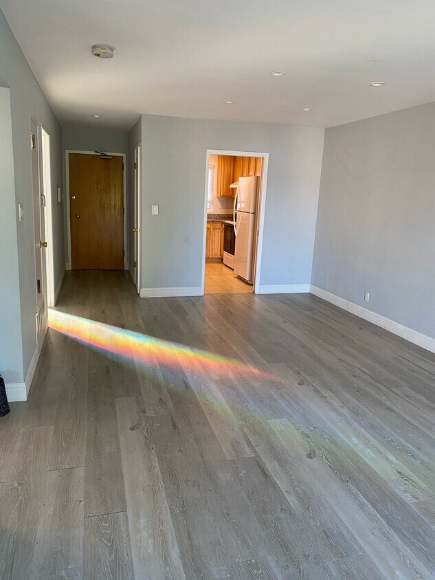 Foto principal - 628 25th Ave
