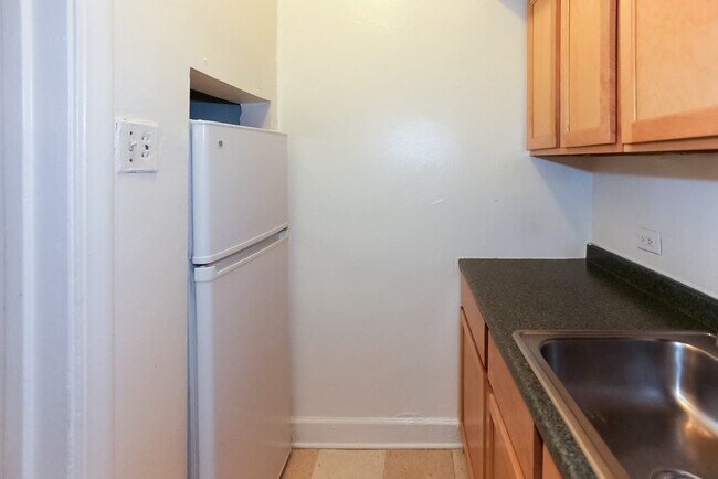 Foto del edificio - 541 W Arlington Pl
