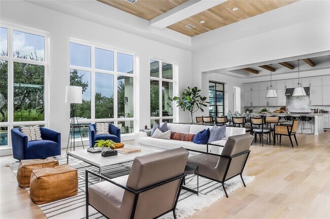 Foto del edificio - 5729 Krause Ln
