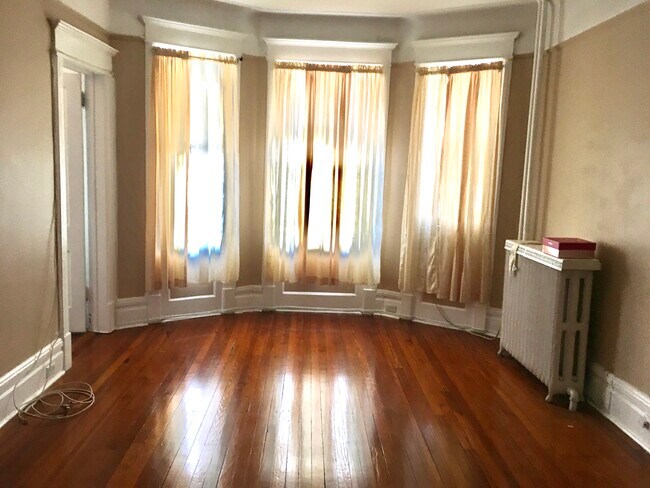 Foto del edificio - 45 S Devoe Ave