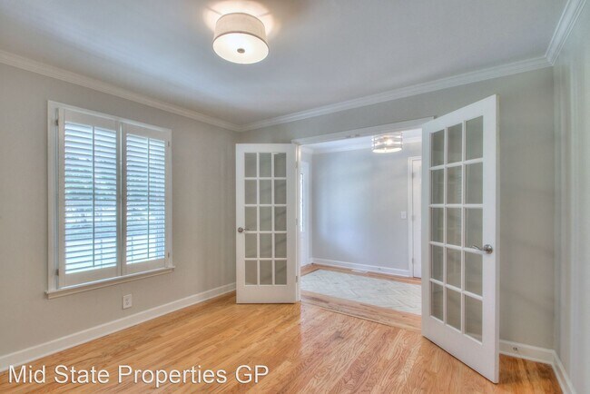 3 br, 1.5 bath House - 388 Poplar Hill Rd. photo'