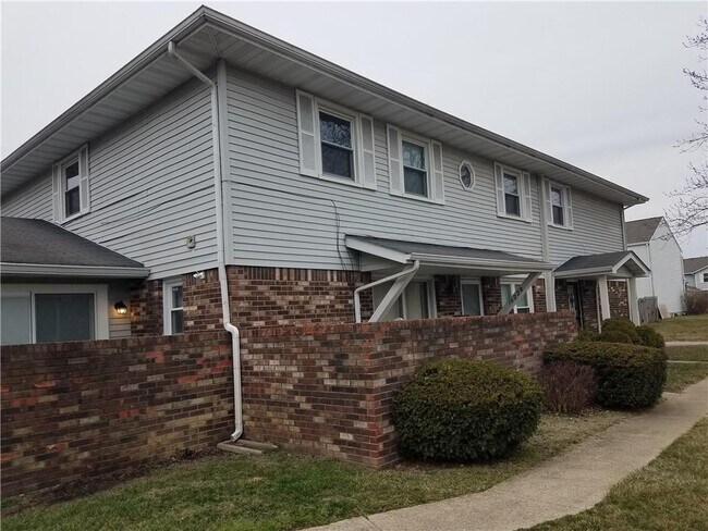 Foto del edificio - 10228 Penrith Dr