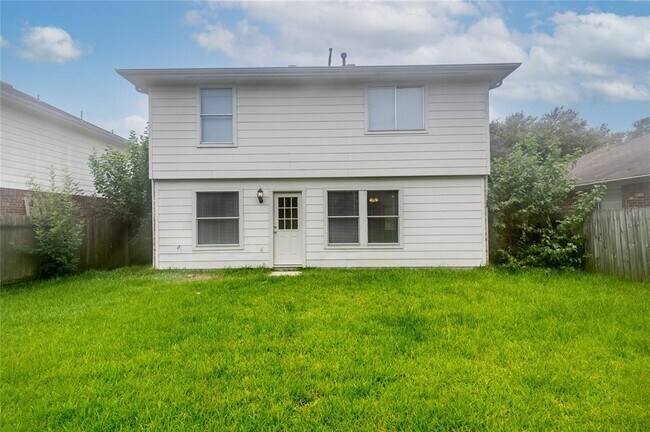 Foto del edificio - 6524 McCharen Ct