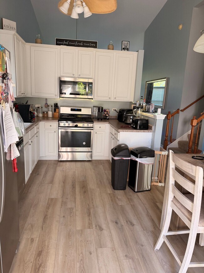 Foto del edificio - 7307 Ashbrook Ln