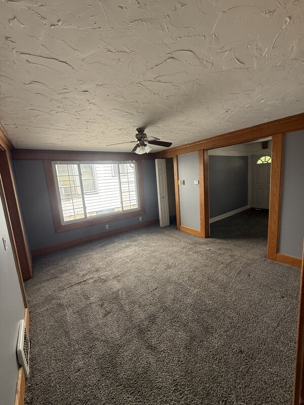 Foto del edificio - 3524 Bosworth Rd