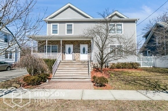 Primary Photo - 123 Rea Ave