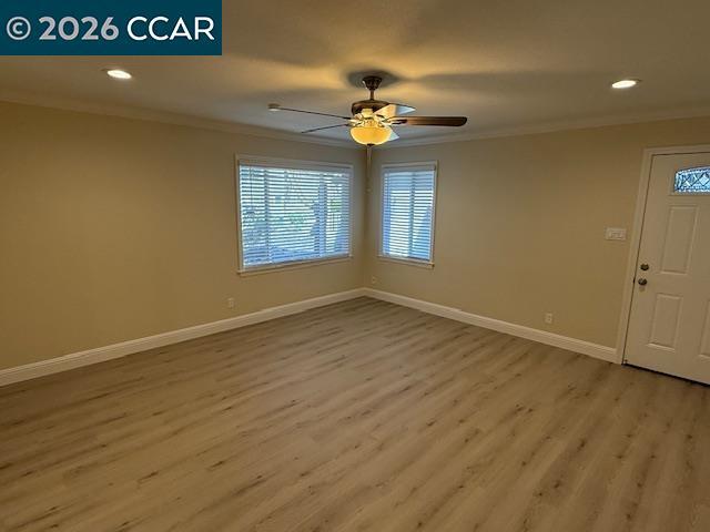 Foto del edificio - 1495 Carmel Dr