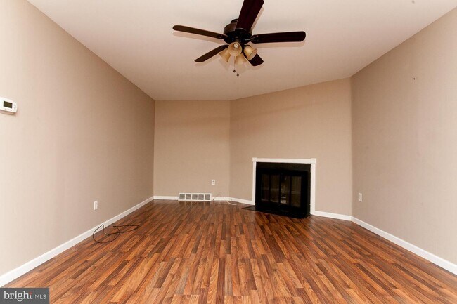 Building Photo - 505 Whitpain Hills