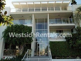 Building Photo - 131 N Gale Dr