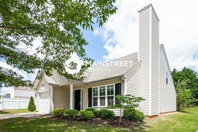 Foto del edificio - 3 Bedroom Pet-Friendly Home in Concord, NC...