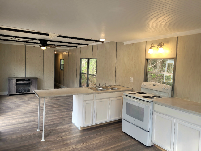 Building Photo - 4507 Festival Trail Rd