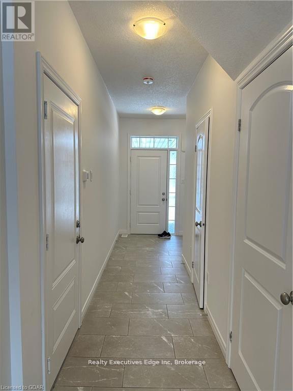 Building Photo - 49 Dallan Dr
