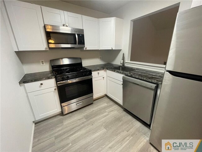 Building Photo - 1603 Pebble Pl
